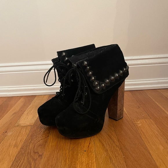 Suede Boots - Picture 1 of 5